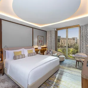 Mandarin Oriental Al Faisaliah, ***** Riadh